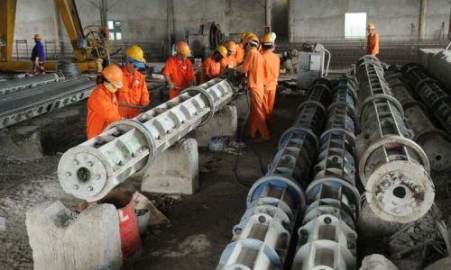Cung ứng vật tư bê tông cho dự án điện nông thôn